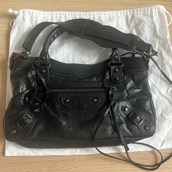 Balenciaga City Classic Studs - Picture 4 of 4